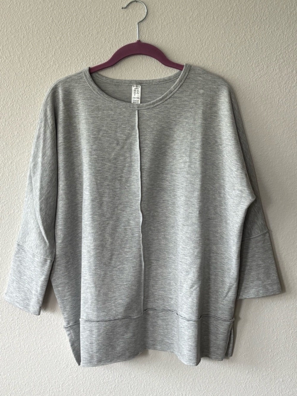 SPANX Perfect Length Dolman 3/4 Sleeve Top Size Medium Gray